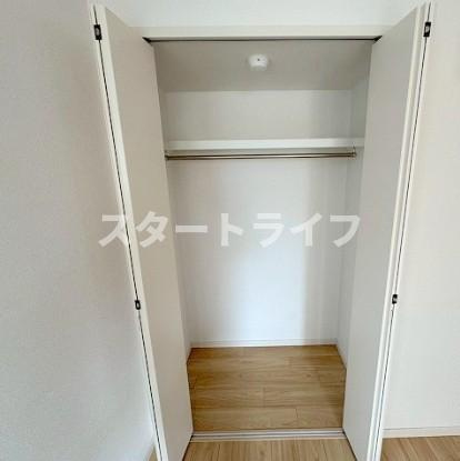 大阪市淀川区宮原５丁目の賃貸マンションの収納