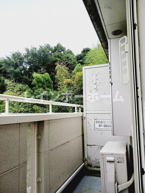 ジュネスのバルコニー