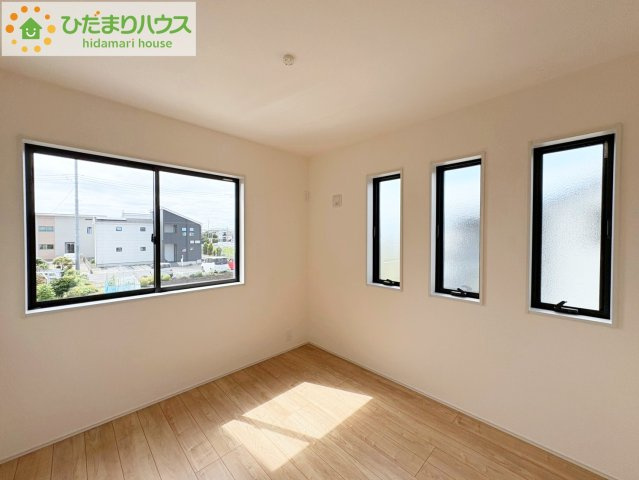 ひたちなか市中根9期　新築戸建　2号棟の洋室|洋室B