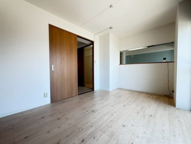 城第一マンションの居間・リビング