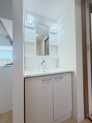 城第一マンションの洗面所