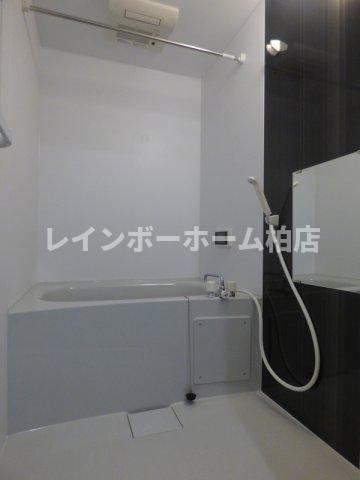 【非対面対応】接客・申込・契約オンライン！LINE×相談可！の浴室|コンパクトで使いやすいお風呂です