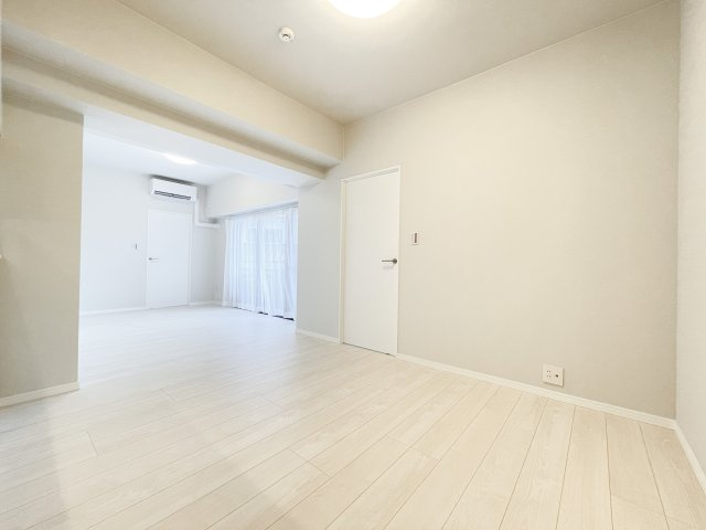 【居間・リビング】の画像