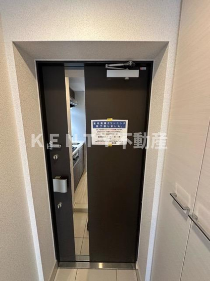 【玄関】 | ＰＲＥＭＩＵＭ　ＣＵＢＥ　武蔵新田 | 落ち着いた玄関です