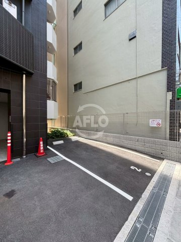 セレニテ日本橋エクラの駐車場|セレニテ日本橋エクラ　駐車場