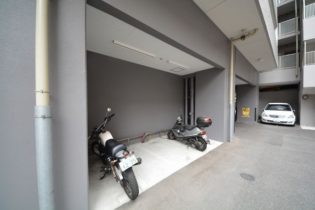 アーデン谷町の駐車場|アーデン谷町　バイク置き場