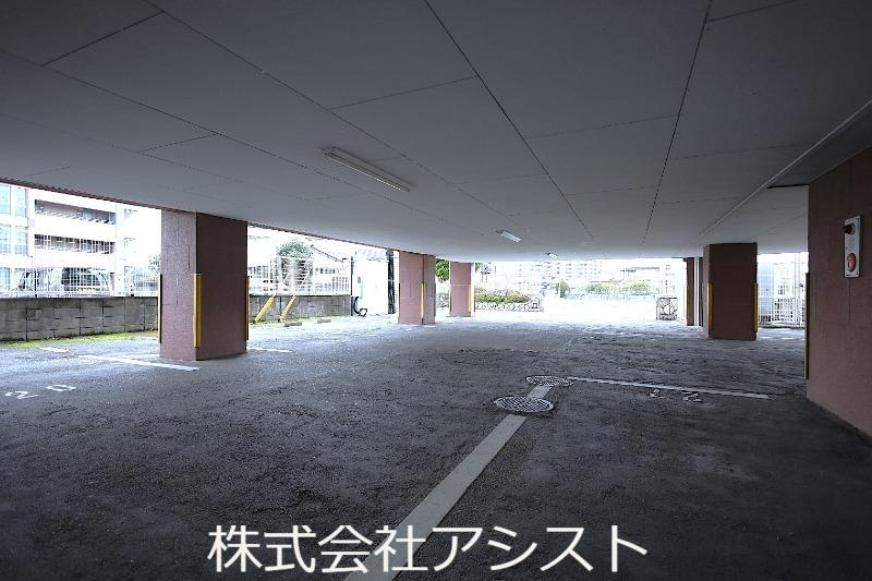 セントフォール柏の森の駐車場