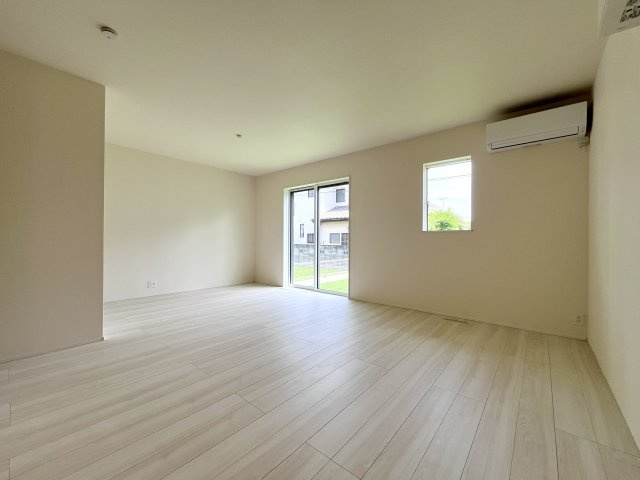 Cradle Garden玉村町斎田第2　新築住宅 2号棟の居間・リビング