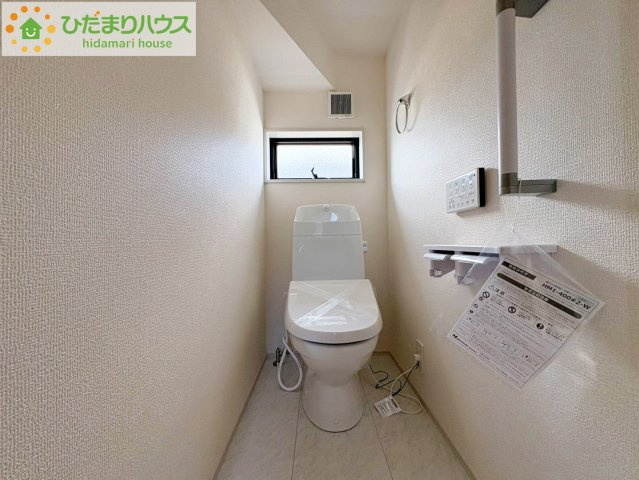 ひたちなか市中根9期　新築戸建　3号棟のトイレ|トイレは1F、2F共に完備！取り合いになることがありませんね(^^)/
