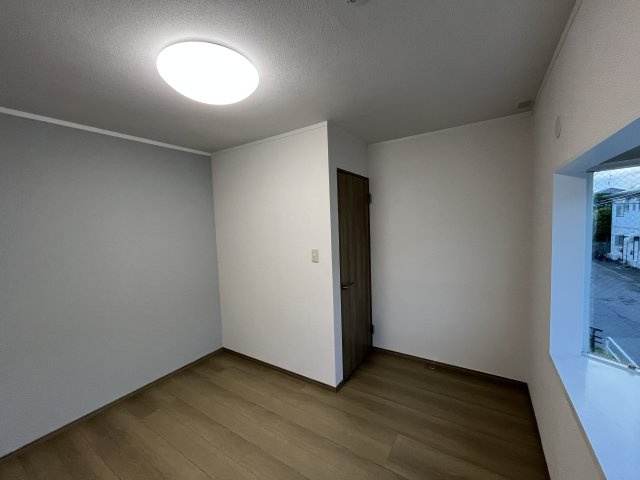 鶴岡市錦町　中古住宅の洋室