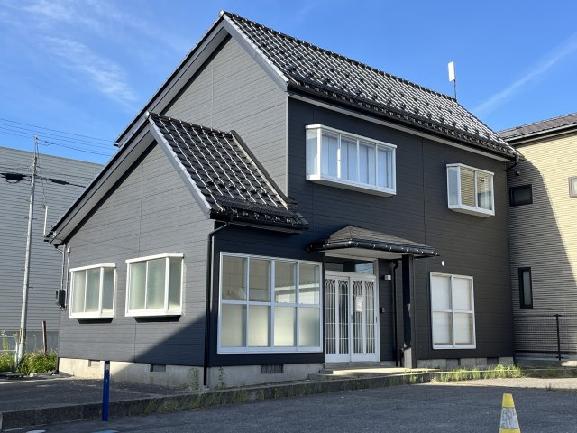 鶴岡市錦町　中古住宅