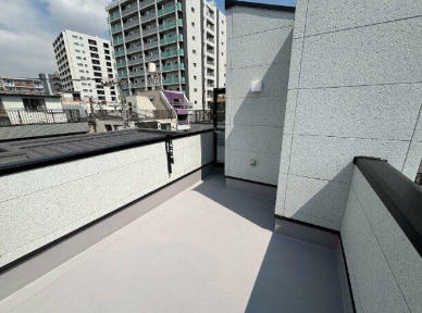 永代戸建のバルコニー|広々としたバルコニーです