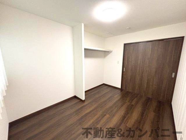 土居町新築分譲住宅　の洋室|個人の部屋や寝室として使える洋室です