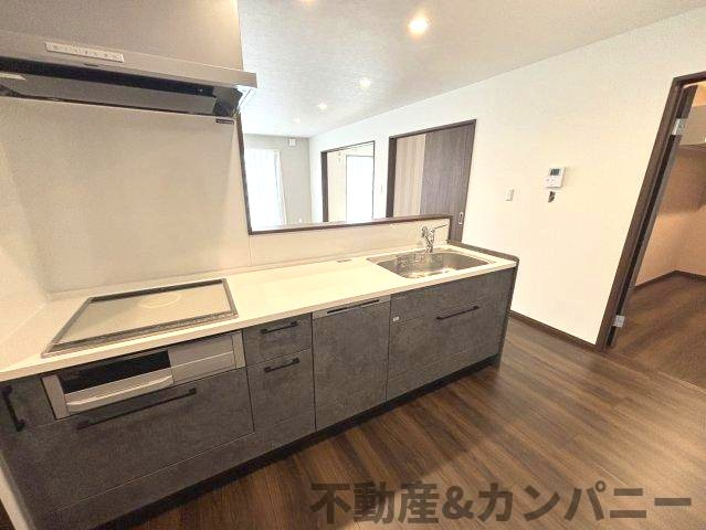 土居町新築分譲住宅　のキッチン|キッチンでお料理をお楽しみください