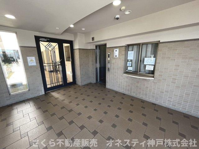 ワコーレ朝霧シーサイトヒルズⅢのエントランス