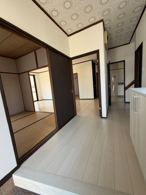 広瀬貸家の洋室