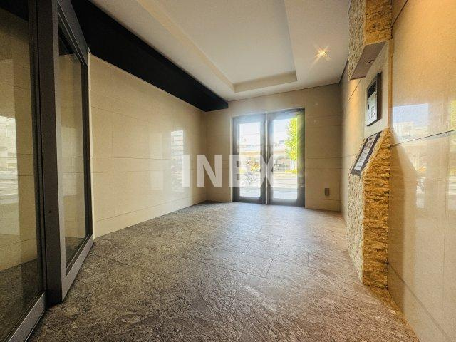 横浜市神奈川区新子安２丁目の賃貸マンションのロビー