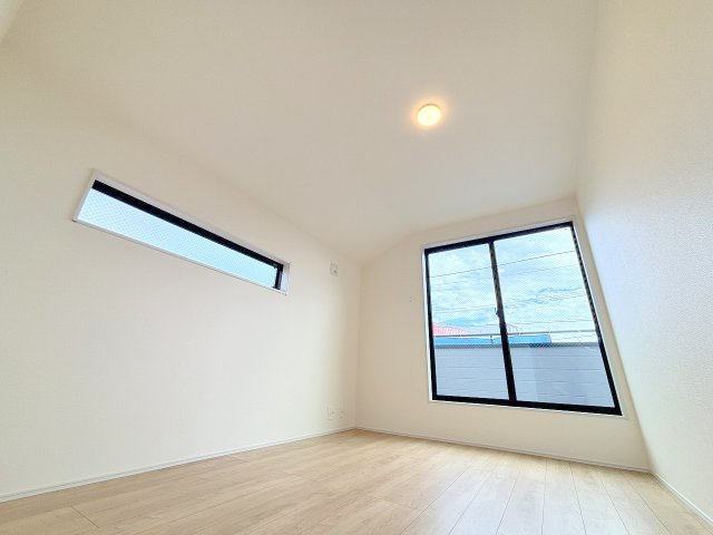 青梅市今井3丁目　新築戸建全2棟の洋室