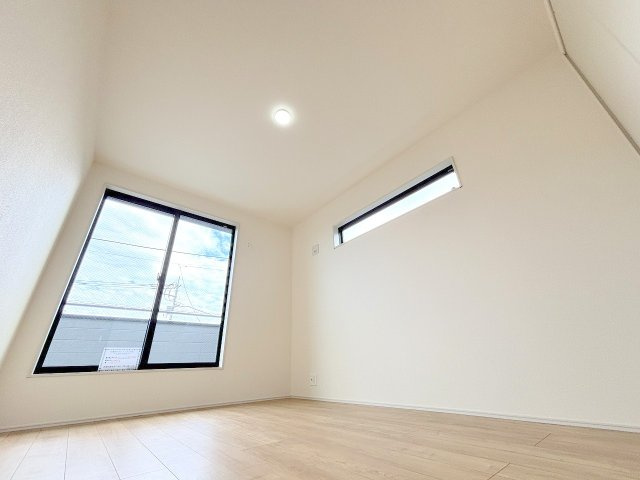 青梅市今井3丁目　新築戸建全2棟の洋室