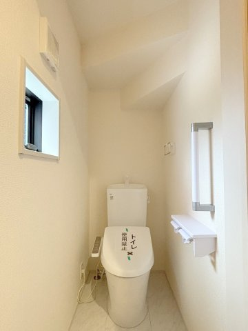 青梅市今井3丁目　新築戸建全2棟のトイレ