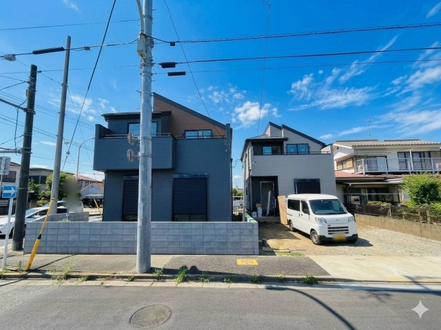 青梅市今井3丁目　新築戸建全2棟の前面道路含む現地写真