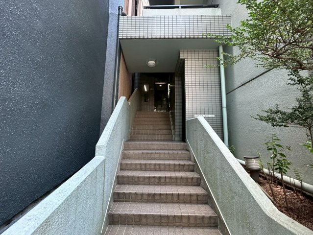 スフジビル｜名古屋市の賃貸ならMy賃貸のエントランス