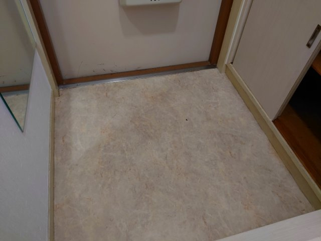 第２マンション寺直の玄関