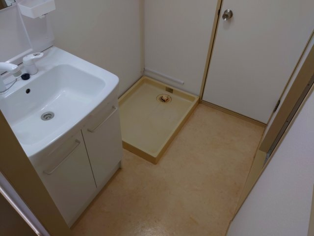 第２マンション寺直の洗面所