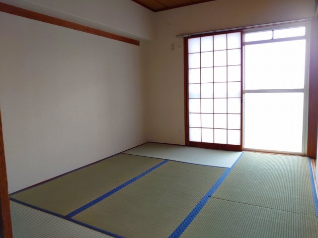 第２マンション寺直の内装