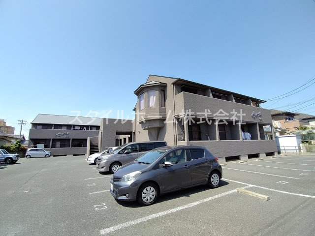 セザンヌ菰口の外観|きれいな外観です