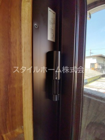 セザンヌ菰口の設備|電動シャッター