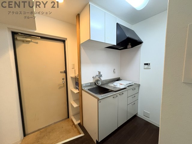 壁付けキッチンでスペースを有効活用できます！