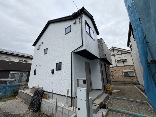 厚木市妻田西1丁目　新築戸建　全4棟2号棟