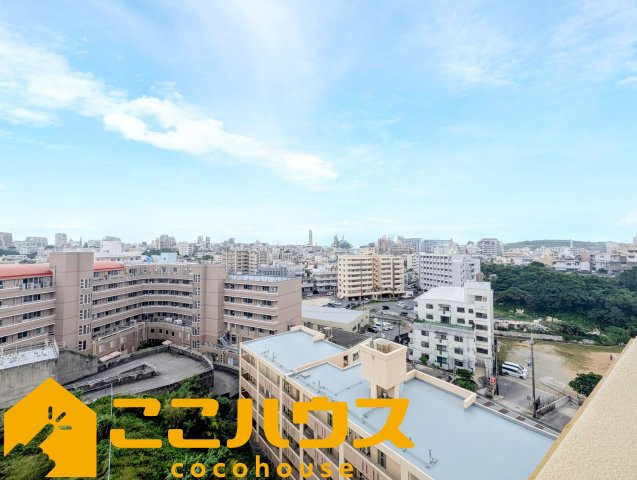 ライオンズマンション志真志の展望|バルコニーから広がる開放的な眺望。周辺施設も身近に感じられる便利な住環境です♪