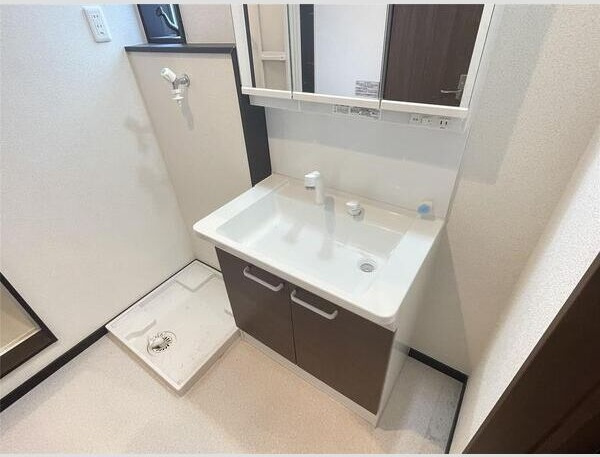 D-Court通町の洗面所