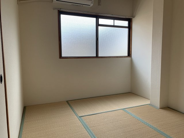 シャトル桜塚の子供部屋