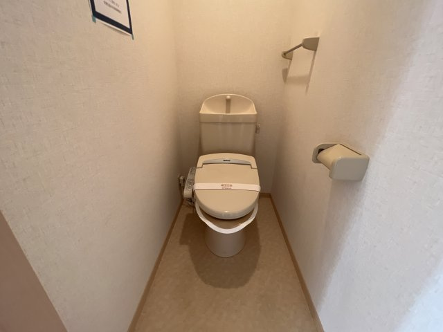 リビングタウン古坂弐番館のトイレ