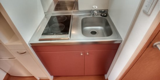レオパレスヨシクマのキッチン|設備・仕様は号室により異なる為、現況を優先致します。