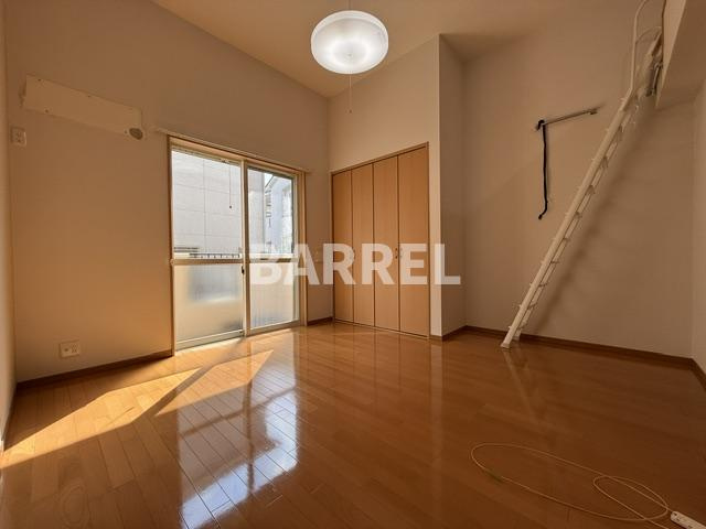 フルール花屋敷の居間・リビング