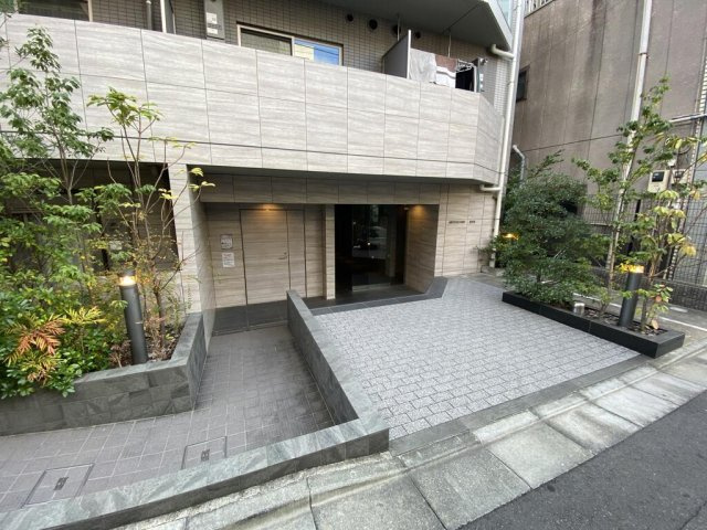 アルテシモエジスのエントランス|建物の内部です