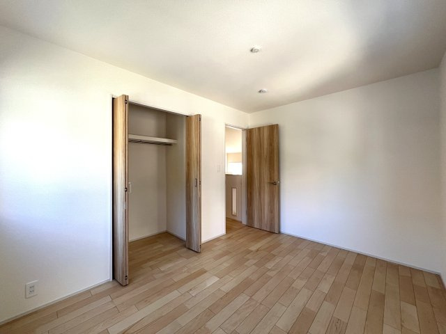 同業者ですら、いいわぁ～！！って思う、吹き抜け・折り上げ・ポップアップ！！天井で魅せる☆こだわりの新築と言えば、【港北区新吉田東１丁目】の洋室|きれいな洋室です