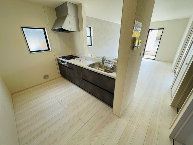 岩舟町静和　新築戸建5-2のキッチン