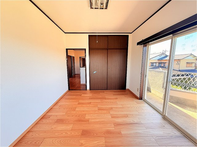 吉常中古戸建の玄関