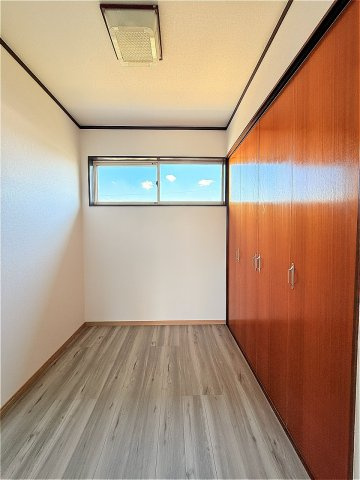 吉常中古戸建の洋室