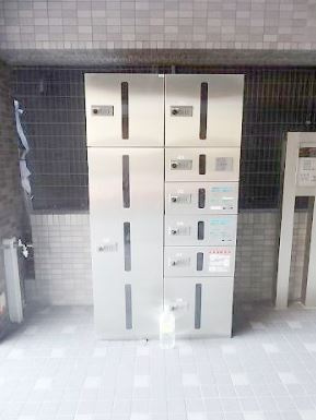 ウィステリア市ヶ谷の設備|宅配ボックス