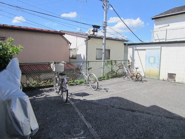 十条ベルクハイムのその他共用部分|バイクや自転車がおけます！