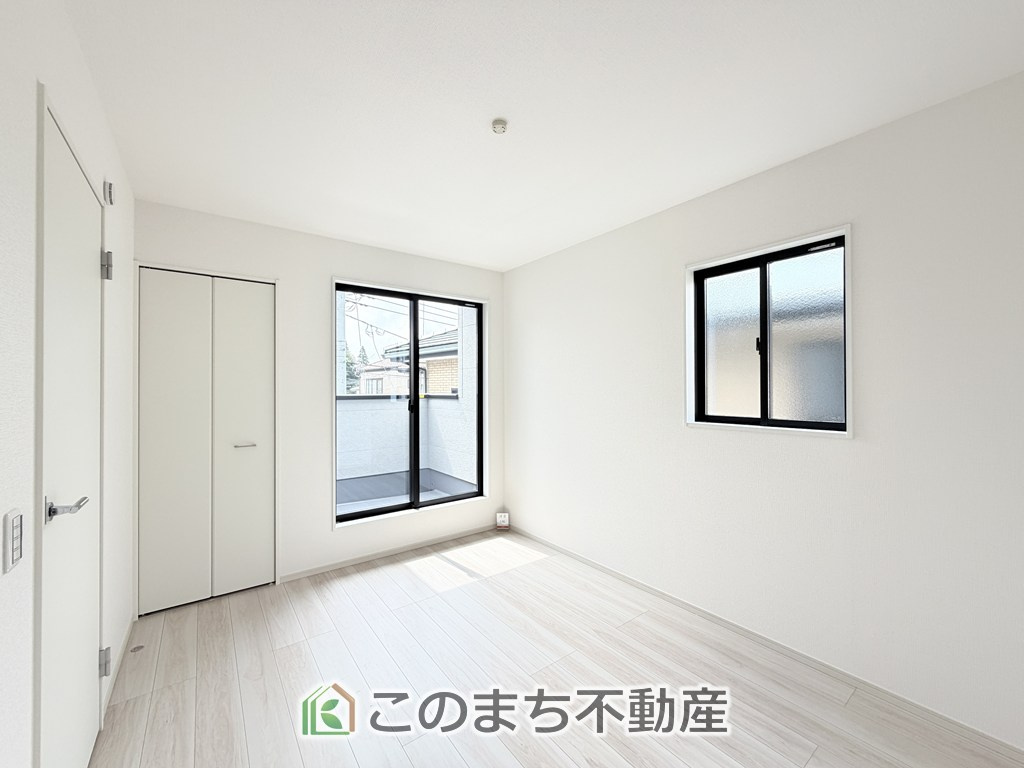 リガーレ宇都宮市石井町7期の洋室