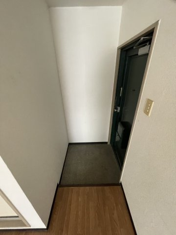 【玄関】 | メゾン東和