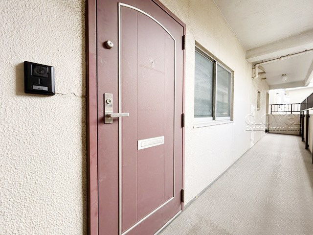 【受付】 | エントピア高円寺 | 管理人さんが勤務する管理室。このマンションがきれいに保たれているのは、もちろん管理人さんのおかげ。～即日のご見学可能～　お問合せはお気軽にどうぞ。