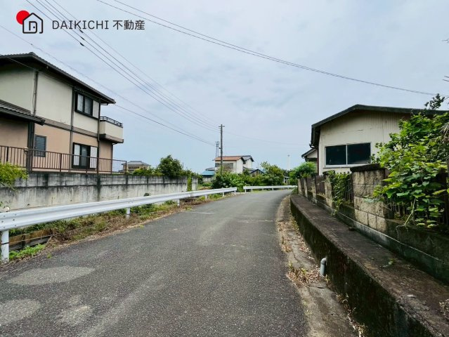 【前面道路含む現地写真】 | 坂戸市赤尾　中古戸建